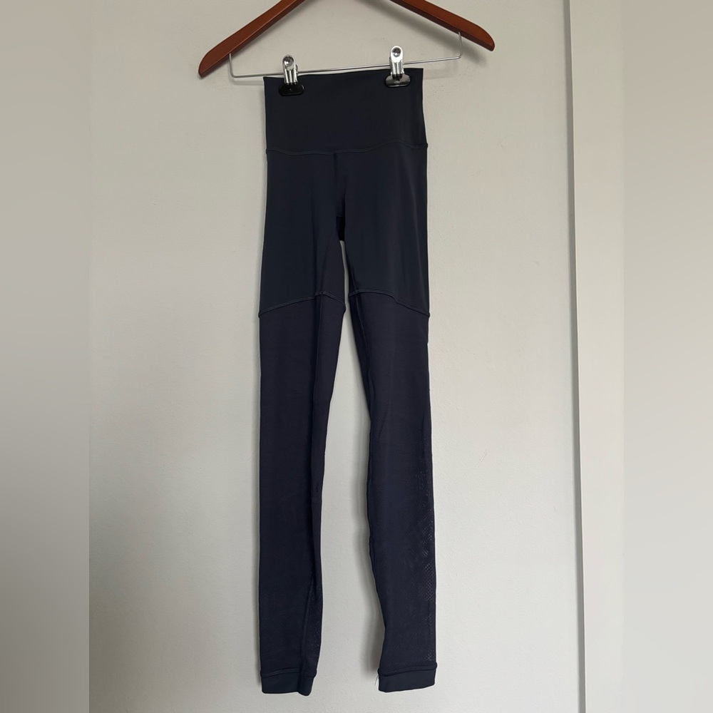 LULULEMON NAVY BLUE FULL LENGTH LEGGINGS